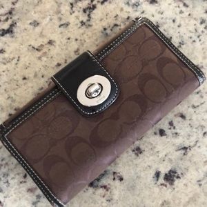 Coach wallet